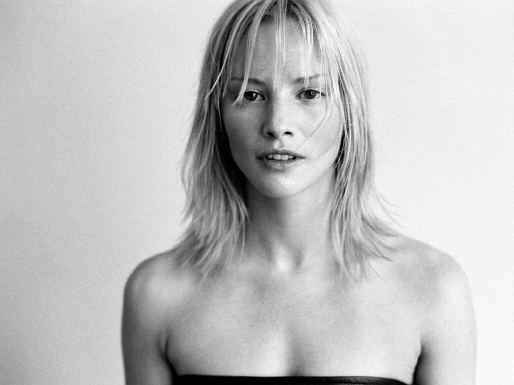 Nackt  Sienna Guillory 